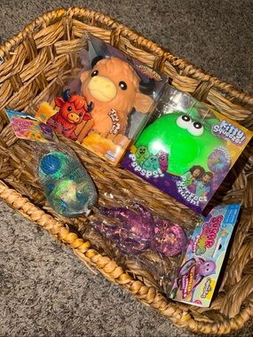 Viral Squishy Bundle- PPNC Highland Cow & Kitty Squeeze & Sugar Swaps Lot of 4